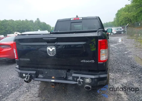 2021 Ram 1500 Big Horn 4X4 5'7 Box from USA, damaged, VIN 1C6SRFFT7MN633940